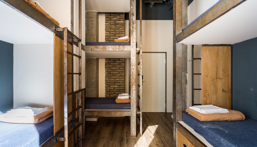 Standard 6-Bed Mixed Dorm